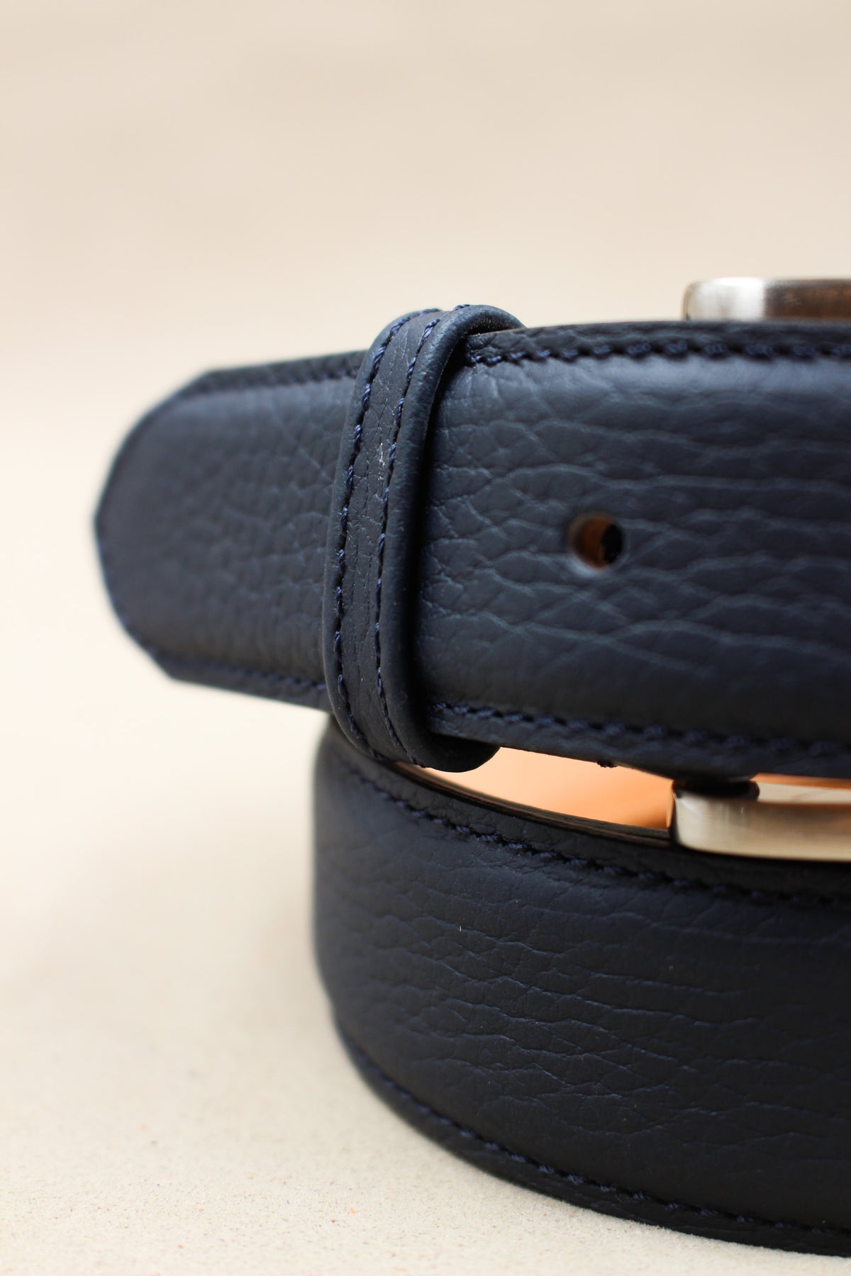 Belt 35 Domed 4004 | Grained Leather