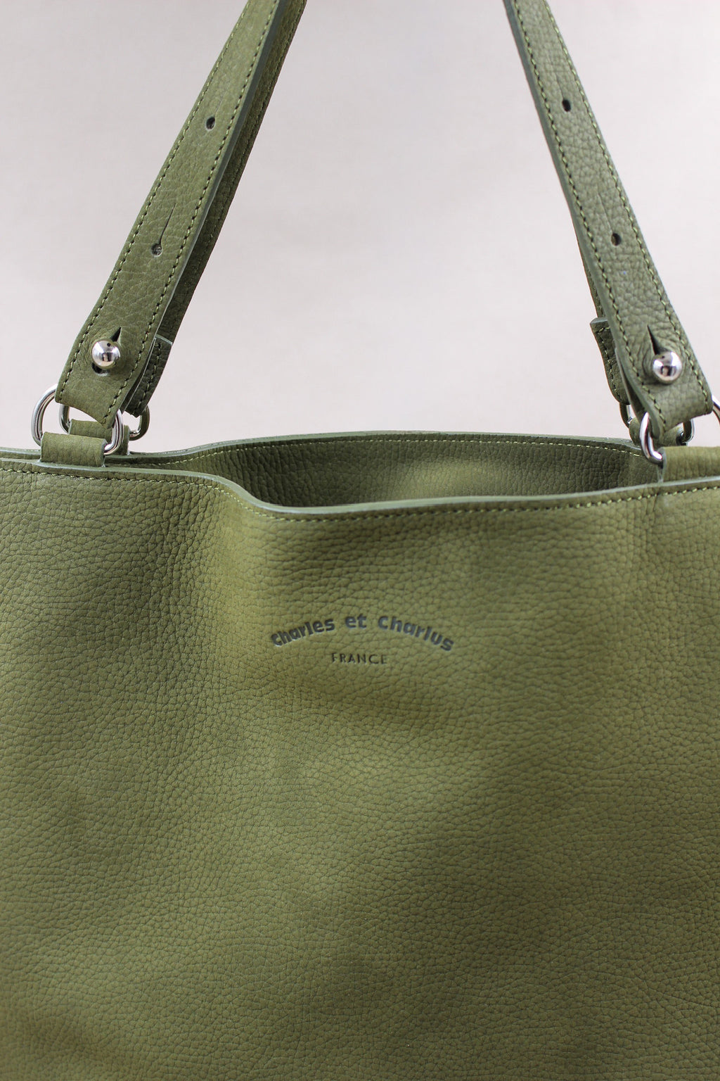Cuir de qualité sac nubuck kaki artisanal