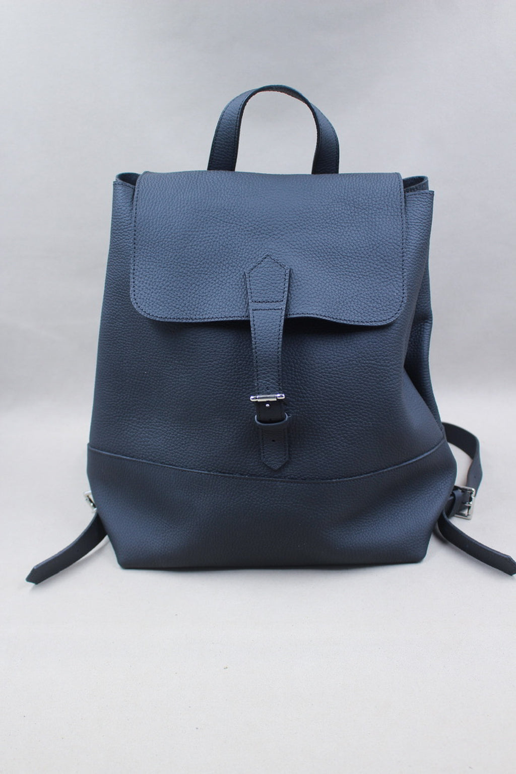 Sac à dos en cuir grainé intemporel made in France